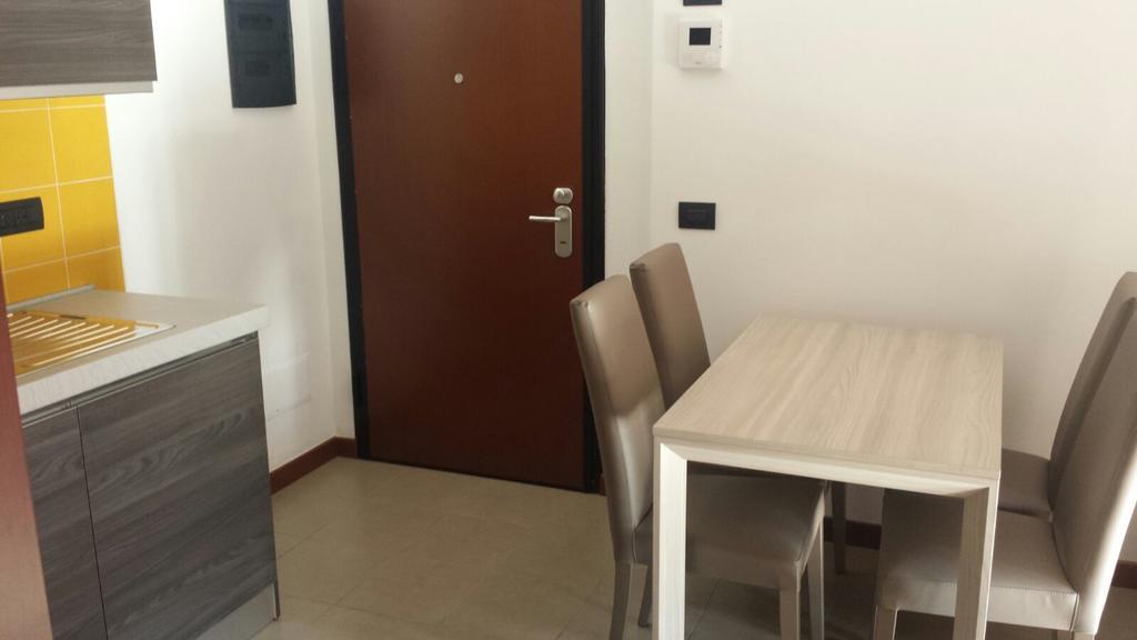 Politecnico Chique Apartment Milano Eksteriør bilde